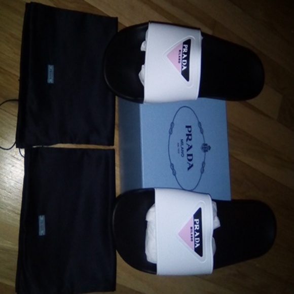 Brand new Prada Rubber pool slides - Picture 2 of 5